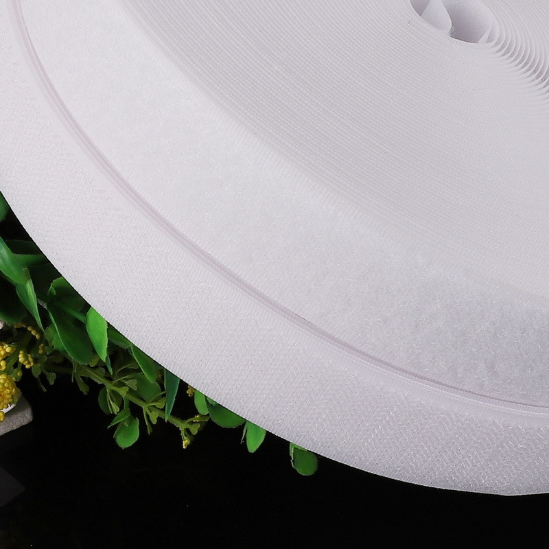 Kiváló minőségű 2 méter / tétel 16 mm / 20 mm / 25 mm / 30 mm / 40 mm széles fehér színű akasztós szalag / tekercs - varrható szalag (nem ragadós)