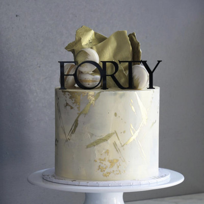 Új Thirty One Happy Birthday tortafedő Arany akril Huszonegy születésnapi cupcake fedő születésnapi tortadíszekhez