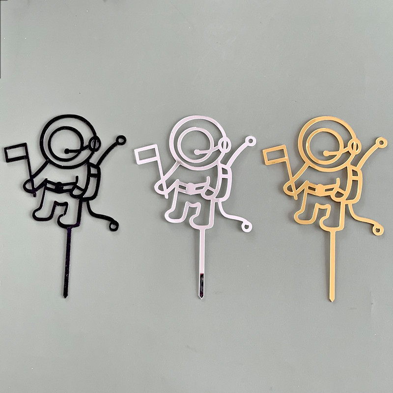 Nauji animaciniai filmukai su gimtadieniu torto apmušalai Astronaut Auksiniai akriliniai vaikų gimtadienio tortų tvarsčiai, skirti Baby Shower Party desertui dekoruoti