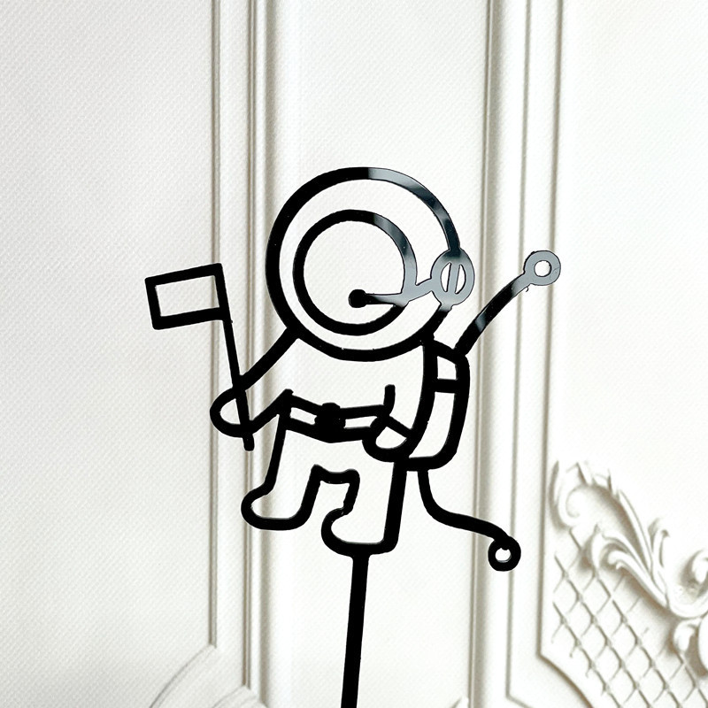 Nauji animaciniai filmukai su gimtadieniu torto apmušalai Astronaut Auksiniai akriliniai vaikų gimtadienio tortų tvarsčiai, skirti Baby Shower Party desertui dekoruoti