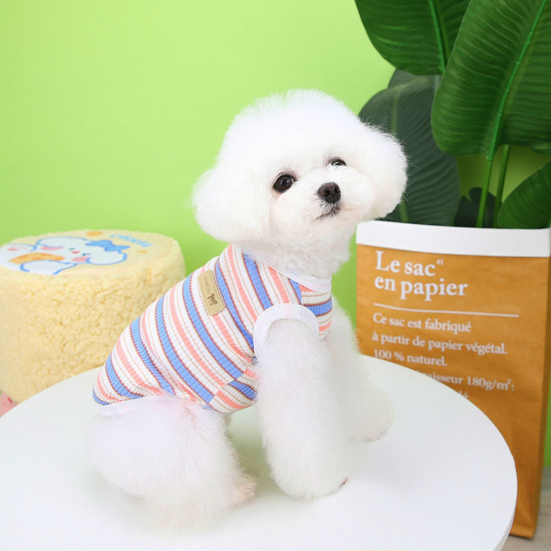 Tavaszi és nyári kisállatruházat Kutyaruhák Kölyökkutya csíkos mellény Teddy jumper Rajzfilm matricák Hímzett kutyaruhák