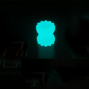 Világító farokcsat kültéri taktikai hátizsák-tartozékok ABS cipzárral húzható esernyő kötél fogantyú EDC kés függő zsinór szerszámok