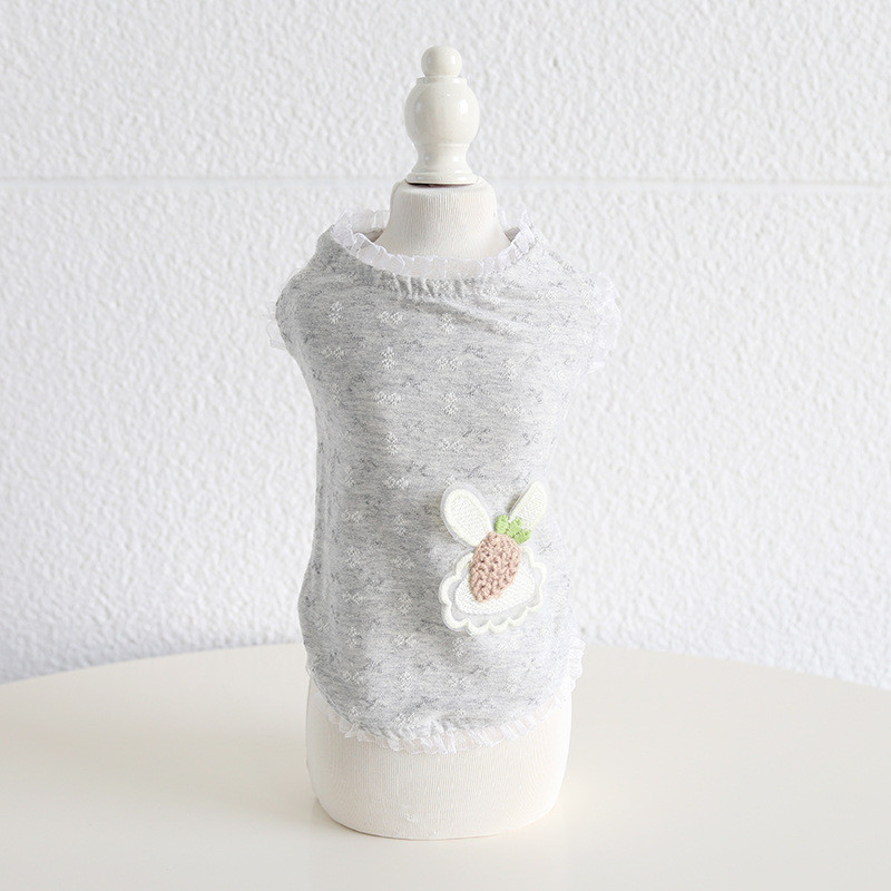 Többszínű csipke dizájn Legújabb kutyapóló 2023 tavaszi és nyári retek nyúl dekoráció Cool pamut mellény kutyaruhák