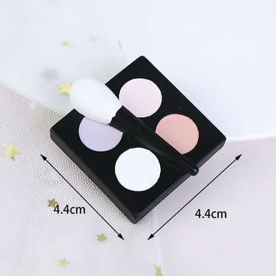 Su gimtadieniu Tortų tvarsčiai Karalienės bakalauro tema Torto puošmena Kvepalai Lūpų dažai Kosmetika Vakarėlio reikmenys Paslaugos