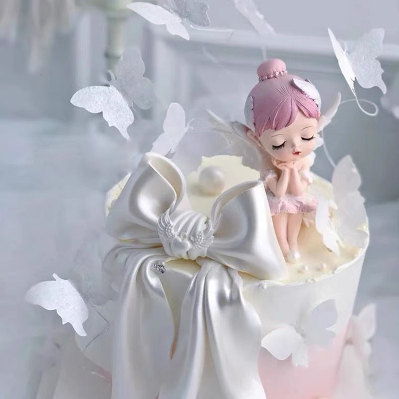 Lány hercegnő születésnapi torta felső dekorációja rózsaszín szép angyalgyanta baba születésnapi buli szépség sütemények sütés dekoráció