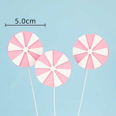 Su gimtadieniu torto apmušalas mergaitei Princesė teikia rožinį gimtadienio dekorą vėliavos pilies žvaigždės kepimo pyragaičių dekoravimas kūdikių vakarėlis