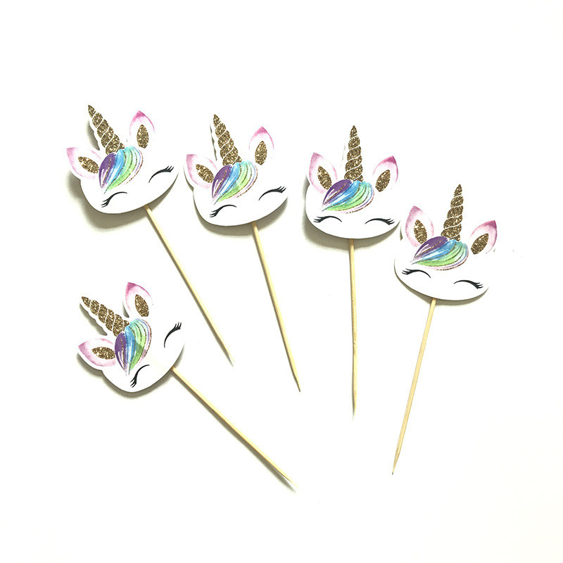 24 db Rajzfilm egyszarvú sült betétek Címke Születésnapi torta Gyümölcs Desszert Fogpiszkáló Születésnapi Party Esküvői Torta Zászló Dekorációs Kellékek