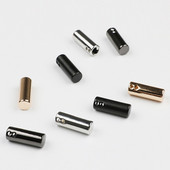 Auksinis baltas juodas kamščio dangtelis Laido galai užrakto kamščiai Virvės laikiklis Drabužiai Sportinės aprangos dalys Priedai