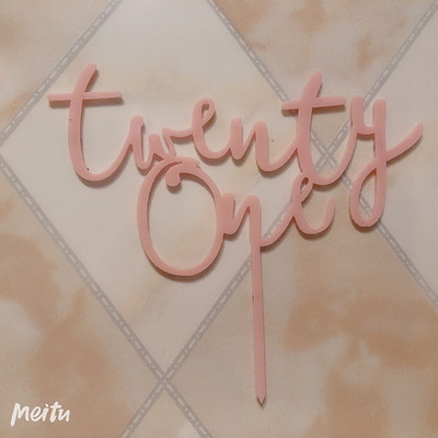 Arany 21 boldog születésnapi tortadísz, akril számok huszonegy akril tortafeltét a 21. születésnapi party tortadíszekhez