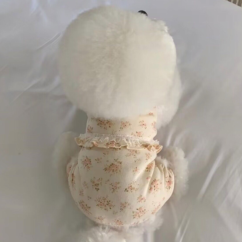 Mājdzīvnieku suņu drēbes Mazas puķainas četrkājainas drēbes Elpojošas vasaras drēbes nekā lācis Mājas drēbes Pūdelis viengabala apģērba veste