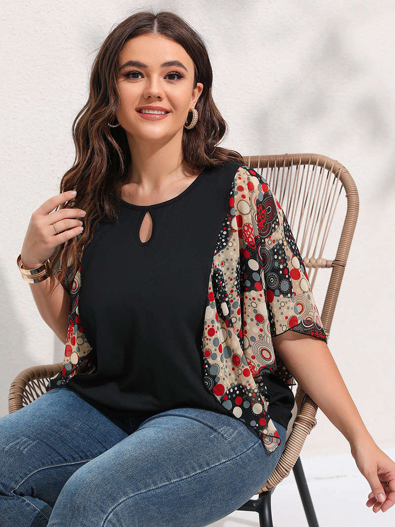 Finjani Ženska bluza spuštenih rukava s točkastim printom i dekolteom veće veličine Ležerne ženske ljetne majice