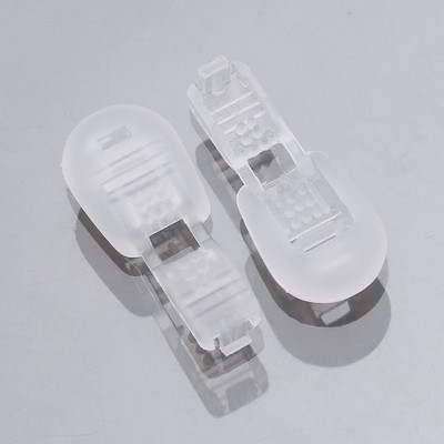 10 gab. Apģērbu auklas gali, rāvējslēdzējs, neilona slēdzene, apavu auklas sprādze