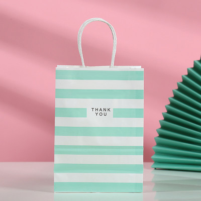 12db Rainbow nátronpapír ajándéktasakok Boldog születésnapot Fesztiválparti Sütemény Cukorka Csomagolódoboz Babazuhany Szívesség Kellékek