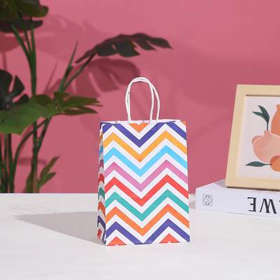 12db Rainbow nátronpapír ajándéktasakok Boldog születésnapot Fesztiválparti Sütemény Cukorka Csomagolódoboz Babazuhany Szívesség Kellékek