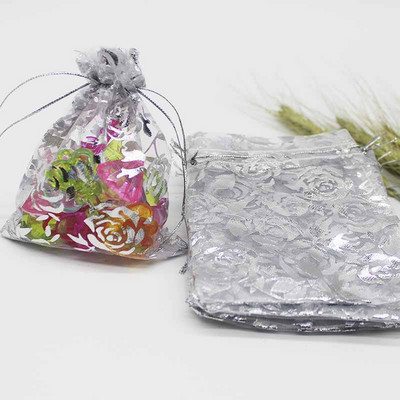 50 de bucăți geantă din organza de mai multe dimensiuni, cu trandafir cu inimă de fier, cu design special, pachet pentru cadouri pentru promovarea nunții, pachet de bijuterii cu bomboane