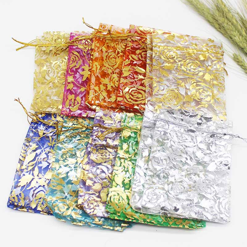 50 de bucăți geantă din organza de mai multe dimensiuni, cu trandafir cu inimă de fier, cu design special, pachet pentru cadouri pentru promovarea nunții, pachet de bijuterii cu bomboane