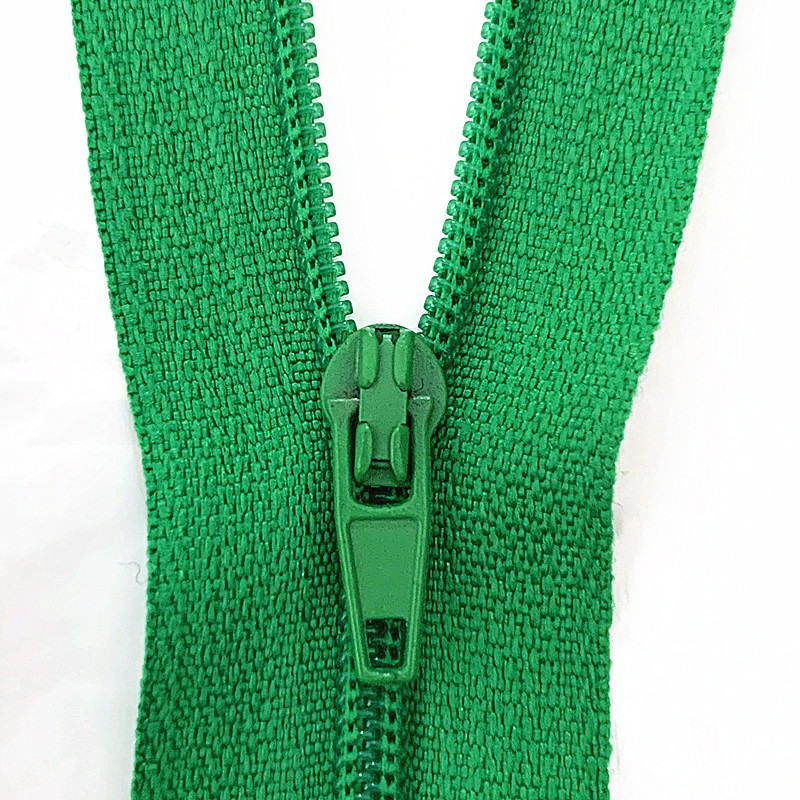 10 vnt 3# 10 cm / 15 cm / 18 cm / 20 cm / 25 cm / 30 cm / 35 cm / 40 cm / 50 cm / 55 cm / 60 cm Nailono ritės užtrauktukai Tailor Kanalizacija Crafter`s (20 spalvų)