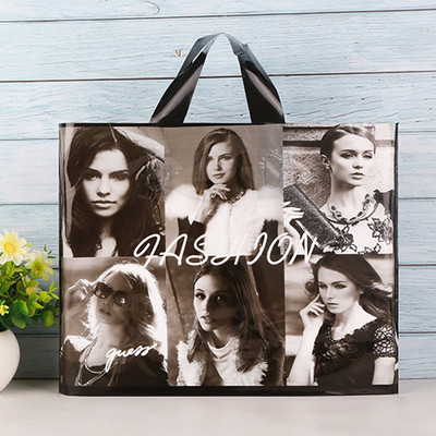 5 tk paksu ehete plastikust käepidemetega kott Armsad mitmesuguse mustriga kilekotid käepidemega kinkekarbiga pulmapeo pakend