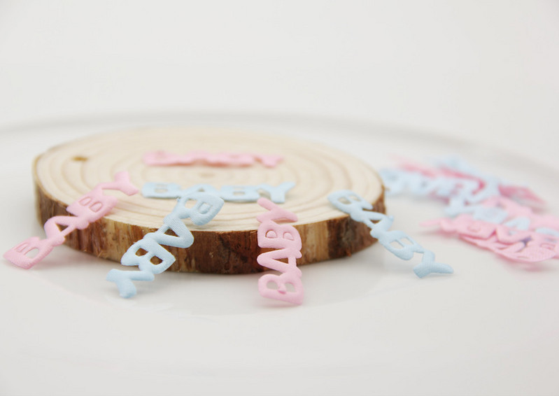 100 Gb Mīlīgs bērnu burtu formas audums konfeti mazuļa pirmās dzimšanas dienas konfeti galds ar smidzinātāju dzimšanas dienas dekorēšanai