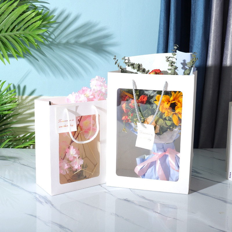 2022 új papír ajándéktasakok fogantyúval átlátszó ablak virág csomagoló táska esküvői Valentin-napi ajándékcsomagoló doboz