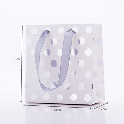 Kis ajándéktáskák szalagos fogantyúkkal Arany mini ajándéktáska, születésnapi esküvőre, karácsonyi ünnepekre Ballagási babaváró rendezvényekre