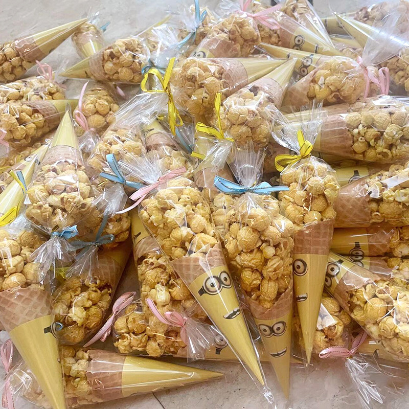 50 komada prozirne celofanske vrećice za slatkiše prozirne konusne vrećice za pakiranje poklona za svadbu i rođendan Potrepštine za zamatanje Kokice plastična vrećica