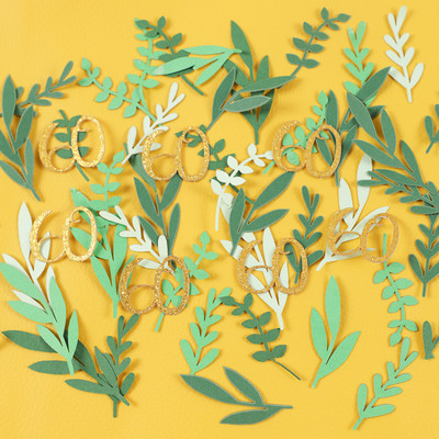 100 gab. Zaru lapu mirdzoša papīra konfeti numurs 18 20 30 40 50 60. gadus vecs galda izkaisītis Jubilejas dzimšanas dienas ballītes dekors