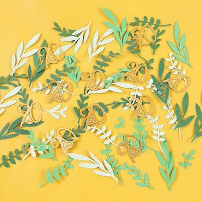 100 gab. Zaru lapu mirdzoša papīra konfeti numurs 18 20 30 40 50 60. gadus vecs galda izkaisītis Jubilejas dzimšanas dienas ballītes dekors