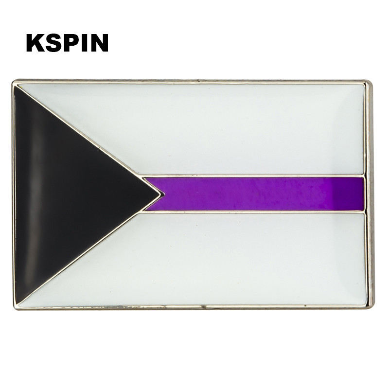 Demiseksuaalne uhkuse lipp Hall uhkus Alloromantiline aseksuaalne uhkus vikerkaar ja aseksuaalne demiromantiline uhkus Soofauni lipuga suur rinnanõel