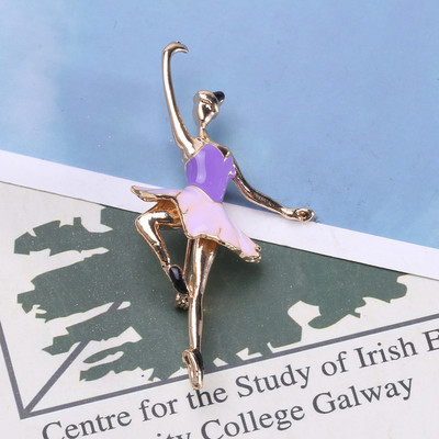 Divat Exquisite balett táncos lány bross Fényes strassz Elegáns lány kristály bross ékszerekhez, parti ruhák díszítéséhez