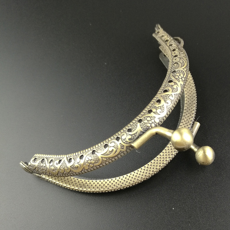 5,5-20,5 cm-es kerek fémkeret pénztárca fogantyúhoz Kuplungtáska Kézitáska Tartozékok Erszénykapocs Zár Fém csattáskák Hardver