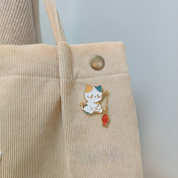Σήματα Kawaii Fishing Kitten Cartoon Cat Full Metal καρφίτσες Ενδύματα Διακόσμηση Σχολική τσάντα Καλλυντικές τσάντες Καρφίτσες