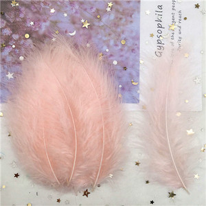 Pureće perje 50 komada 4-6 inča 10-15 cm pileće perje Perje purećeg marabua za karneval Noć vještica Božić DIY dekoracija rukotvorina