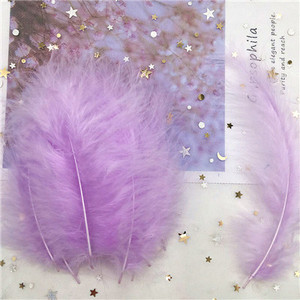 Pureće perje 50 komada 4-6 inča 10-15 cm pileće perje Perje purećeg marabua za karneval Noć vještica Božić DIY dekoracija rukotvorina