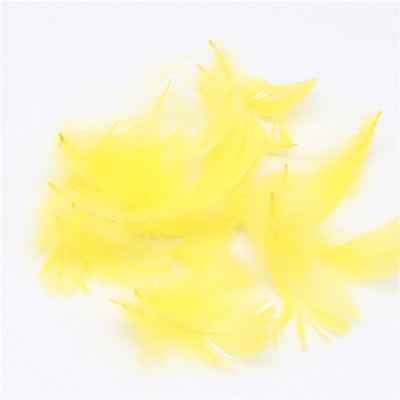 Suled hulgimüük 100 tk 4-8cm väike luigeplokk kohev värviline naturaalne hanesulg käsitööks Kleidi lõikamine ehete valmistamiseks