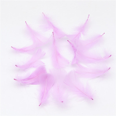 Suled hulgimüük 100 tk 4-8cm väike luigeplokk kohev värviline naturaalne hanesulg käsitööks Kleidi lõikamine ehete valmistamiseks