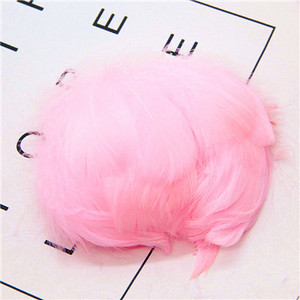 Természetes hattyutollak 4-7cm 1-2 hüvelyk kis úszó tollak libatoll színes tollak dekorációs kézművesekhez 100db