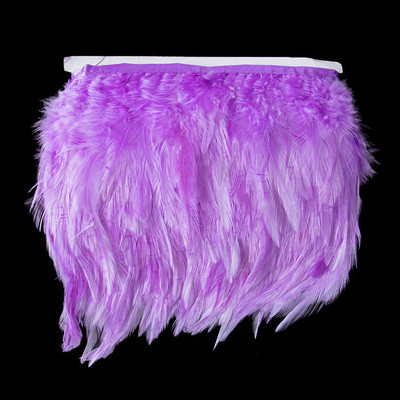 1 metrs baltas spalvas, rotājumi, kleitas, audumi, šūšana, amatniecība, gailis, segli, spalva, lente, bārkstis, kāzu ballīšu noformējums.