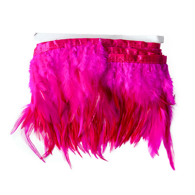 1 metrs baltas spalvas, rotājumi, kleitas, audumi, šūšana, amatniecība, gailis, segli, spalva, lente, bārkstis, kāzu ballīšu noformējums.