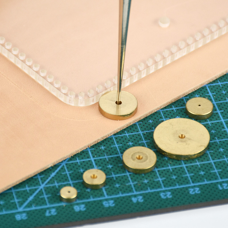 Mjedeni kružni mjerač margine Široke i uske rupe Ručno označavanje ruba mjerača pozicioniranja DIY kožni okrugli set od 6 komada