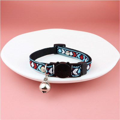 Állítható macskanyakörv, bojtokkal és csengőkkel díszített kisállatnyakörv Színes kockás jacquard mintás nyakörv macskakutya kellékekhez