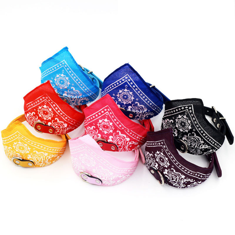 Klasszikus kisállat macska nyakörv PU bőr kis kutyasál Állítható kiskutya macskák nyakkendő trigon kisállat nyakörv Kiegészítők macska nyaklánc