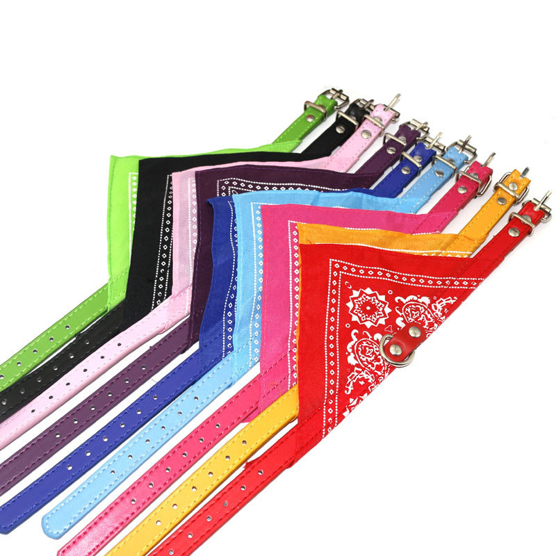 Klasszikus kisállat macska nyakörv PU bőr kis kutyasál Állítható kiskutya macskák nyakkendő trigon kisállat nyakörv Kiegészítők macska nyaklánc