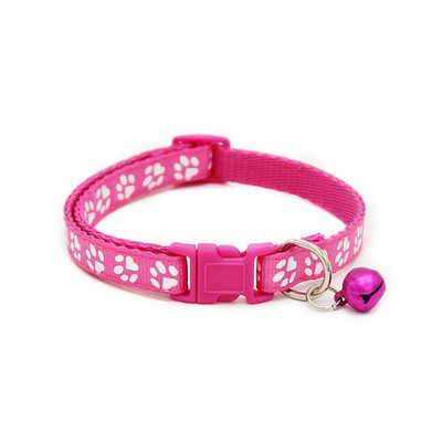 Blusu kaķa kaklasiksna kaķiem Jauka blusu kaķa kakla siksna ar zvaniņu, ātri nolaižama kaķu kaklasiksna.