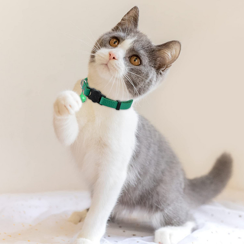 Breakaway kaķu kaklasiksnas, mīkstas īstas ādas ātri atvienojamas sprādzes ar regulējamu zvaniņu kaķu kaķēnam Melns Sarkans Rozā zaļš