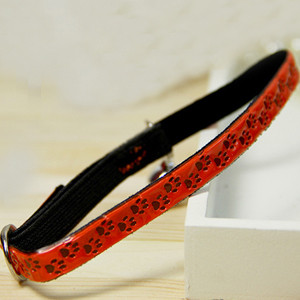 Ķepu atstarojošs suns kaķis Vilces virve Vilkšanas virve Kaklarota Mājdzīvnieku pavada Izvelkams kaķim Apkakles pavadas ķēdes kakla siksnas ar zvaniņu