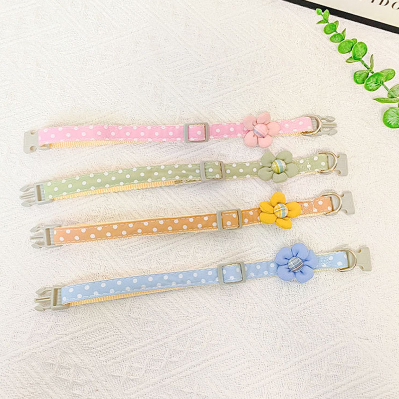 Jauka ziedu apkakle maziem un vidējiem suņiem Modes kaķu kaklasiksna Regulējama kucēnu kaklarota Mīksta mājdzīvnieka kakla siksna Čivavas piederumi