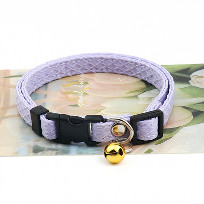 Kaķa kaklasiksna regulējama kokvilnas krāsaina kucēnu kakla siksna ar zvaniņu kucēniem un kaķēniem ceļojumiem brīvā dabā, lai novērstu mājdzīvnieka kaklasiksnas nozaudēšanu