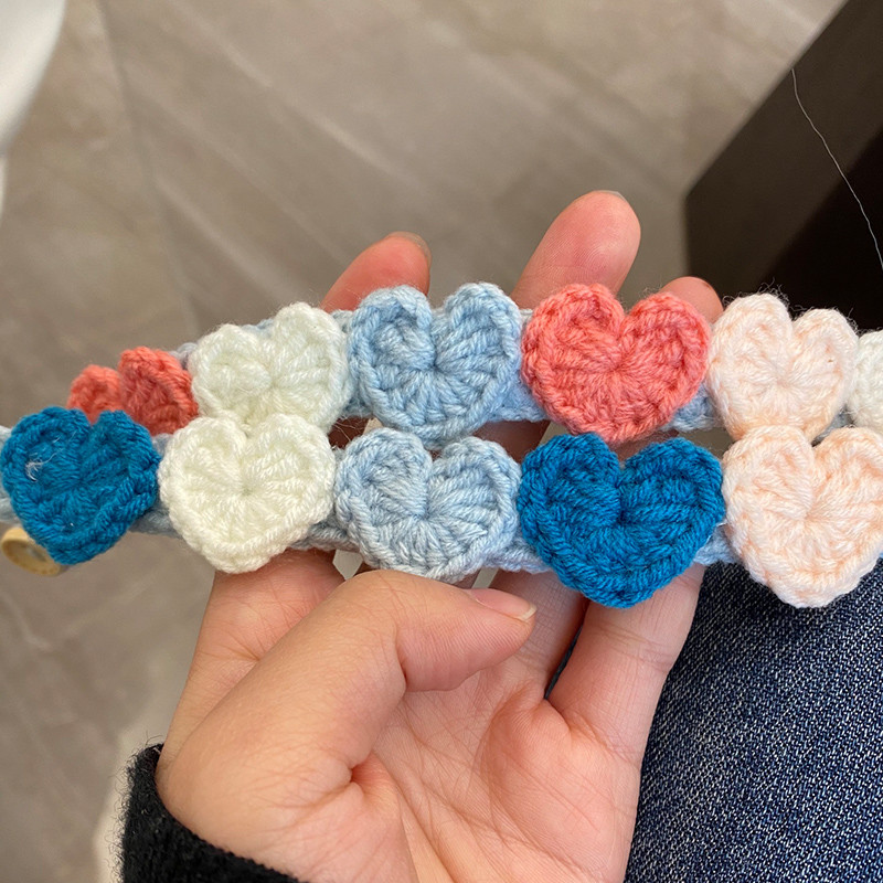 Kisállat kézzel készített szőtt nyakörv Szerelem virág nyaklánc macska kutyának Aranyos ékszerek dekoratív kisállat nyakörv Kisállat kiegészítők