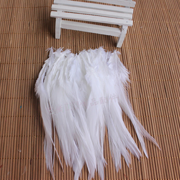 50 KOM Prirodno šareno pijetlovo perje Vezivanje muha Masovno perje Božićni ukrasi za dom Vjenčanje Nova godina Cosplay rasprodaja